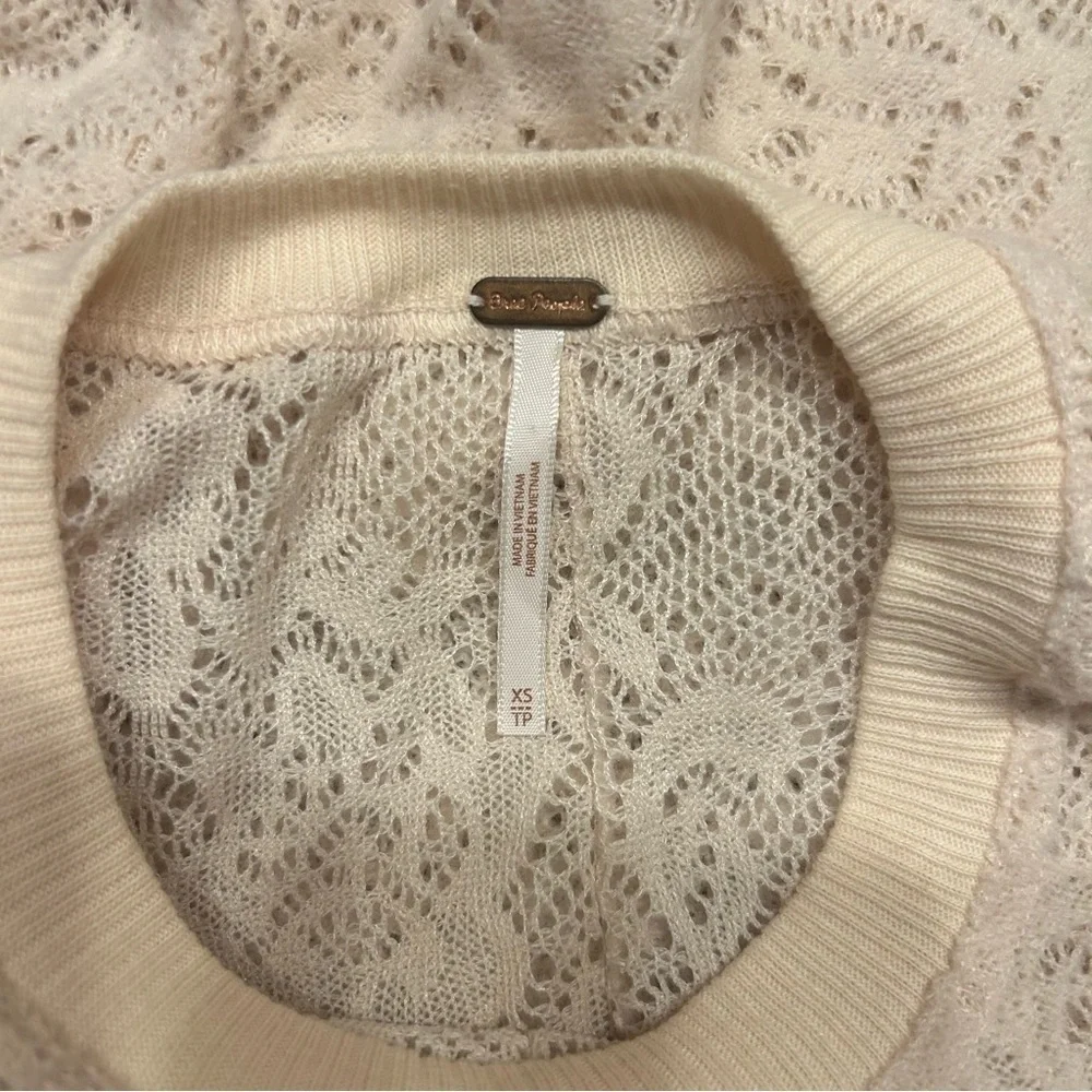 Free People Coffee In The Morning Tunic Sweater Top in Chamoix Cream, Size XS